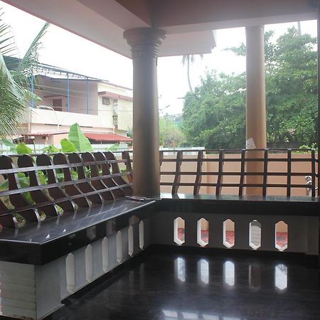 Navendu Home Stay Alappuzha Exteriör bild