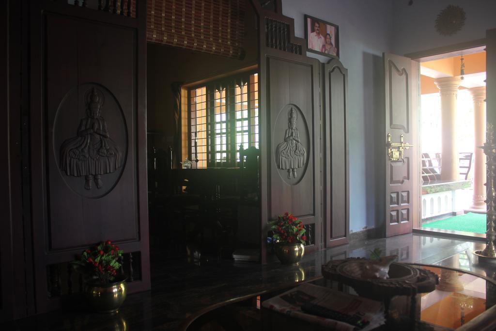 Navendu Home Stay Alappuzha Exteriör bild